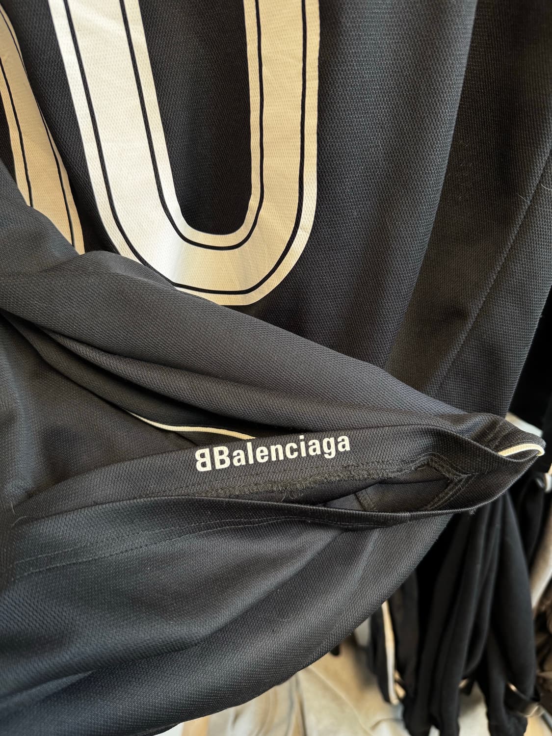 발렌시아가 풋볼 메쉬 롱슬리브  상품이미지4