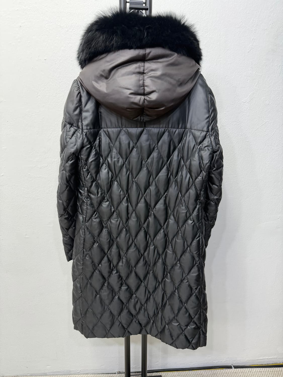 정품) 막스마라 블랙 퀼팅 후드퍼 패딩 38(55-66) 상품이미지5