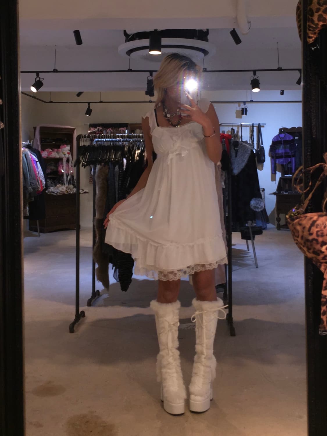 화이트 레이스 포인트 원피스 상품이미지5