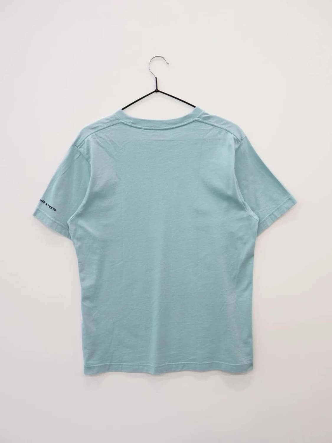 Uniqlo UT Keith Haring Blue Tee 상품이미지4