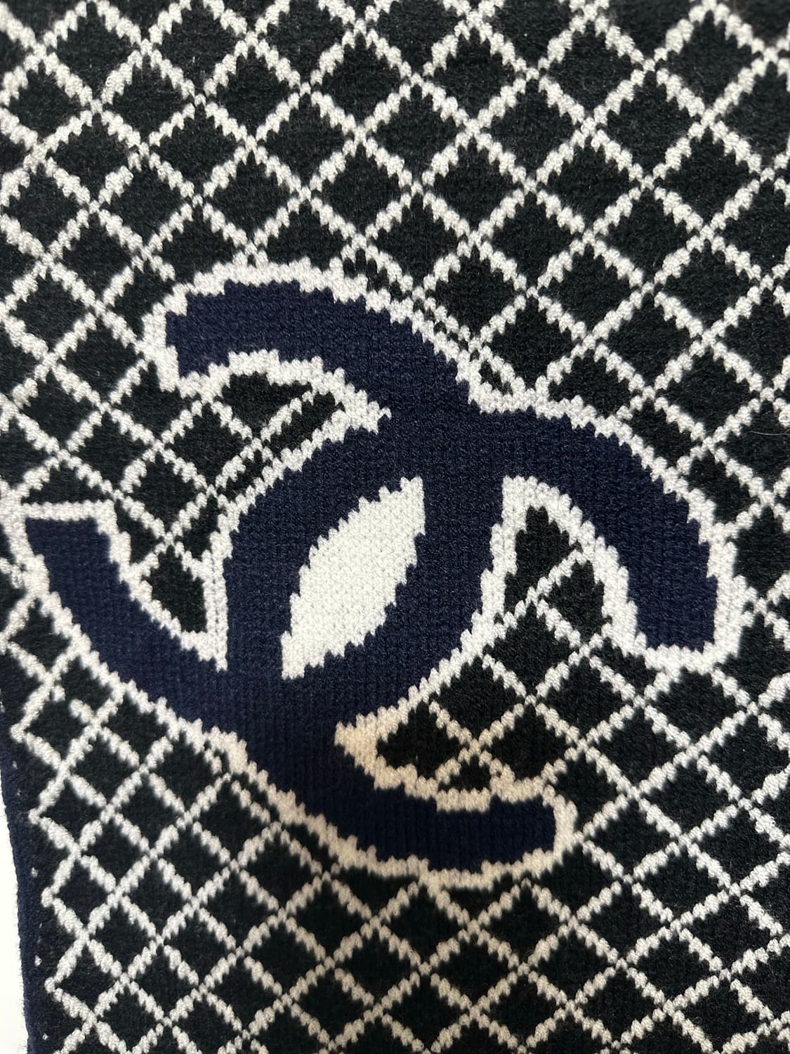 샤넬 로고 네이비 캐시미어머플러 남여공용 상품이미지9