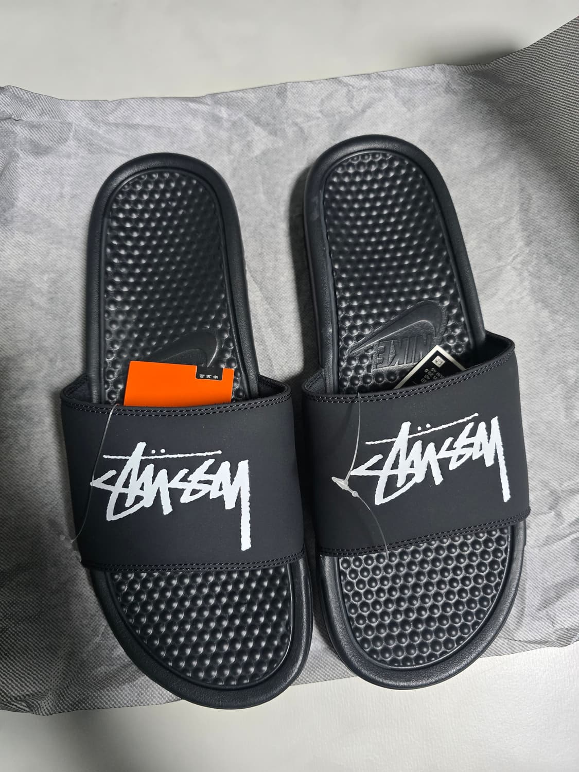 [새상품] 290 나이키 x 스투시 베나시 슬라이드 오프 느와르 상품이미지1