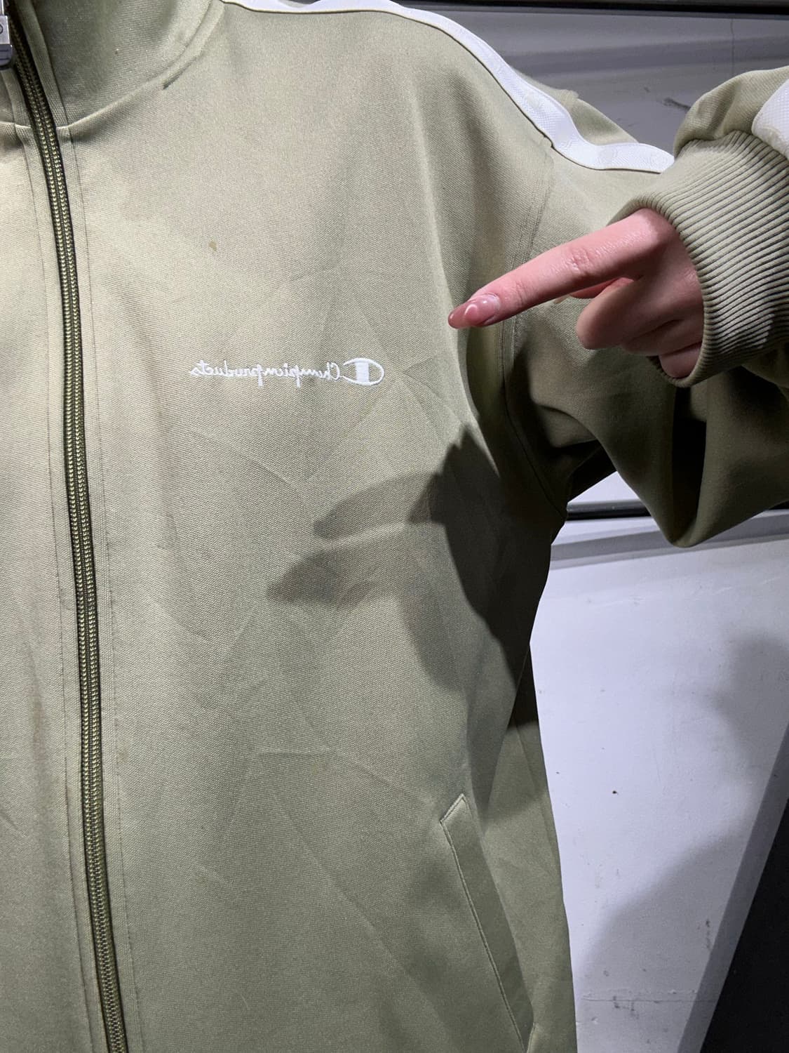 챔피온 올리브 카키 화이트 사이드 라인 오버핏 트랙탑 져지 M 상품이미지4