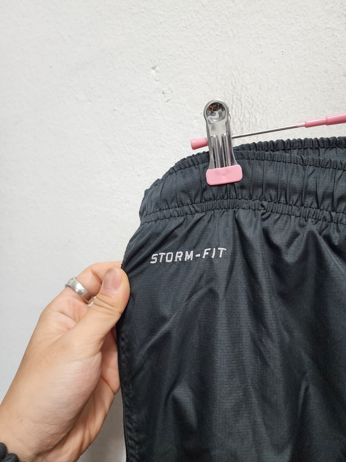 나이키 스톰핏 와이드 나일론 팬츠 상품이미지3