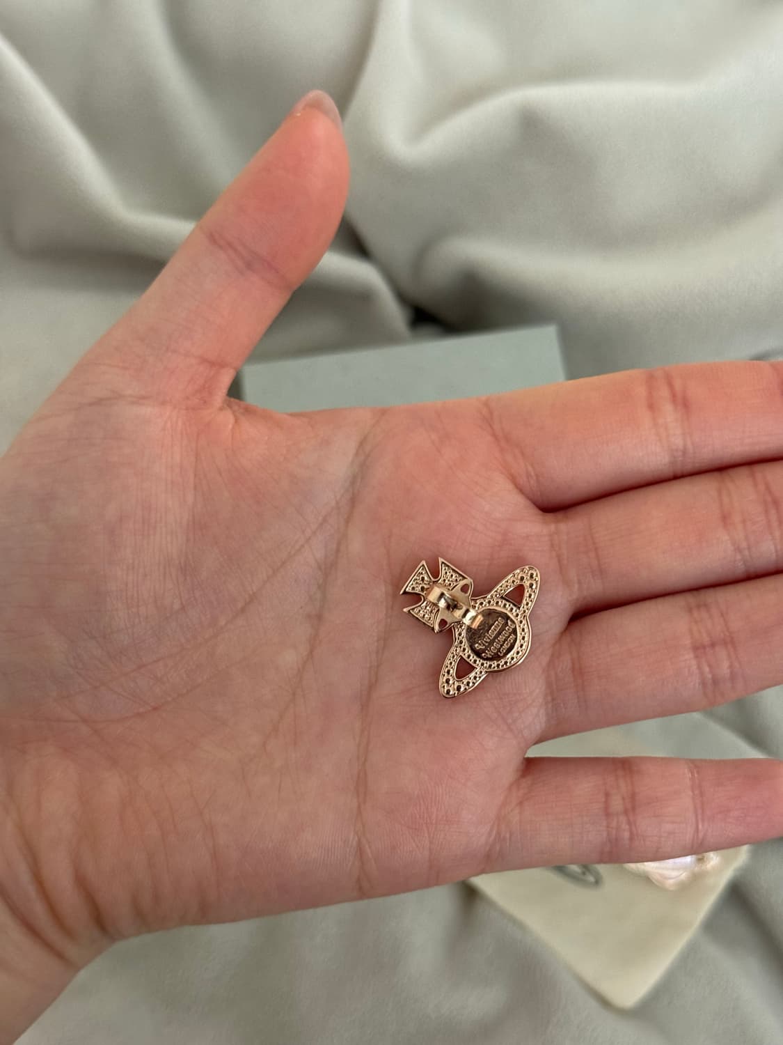 비비안웨스트우드 귀걸이 풀박 상품이미지3