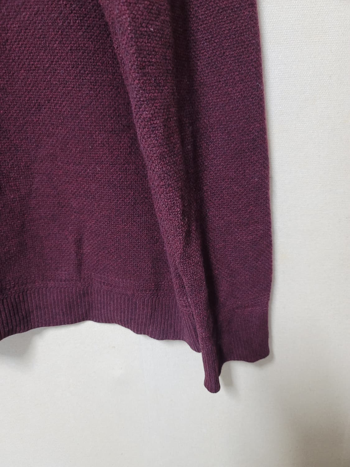 헤지스 버건디 니트 상품이미지4