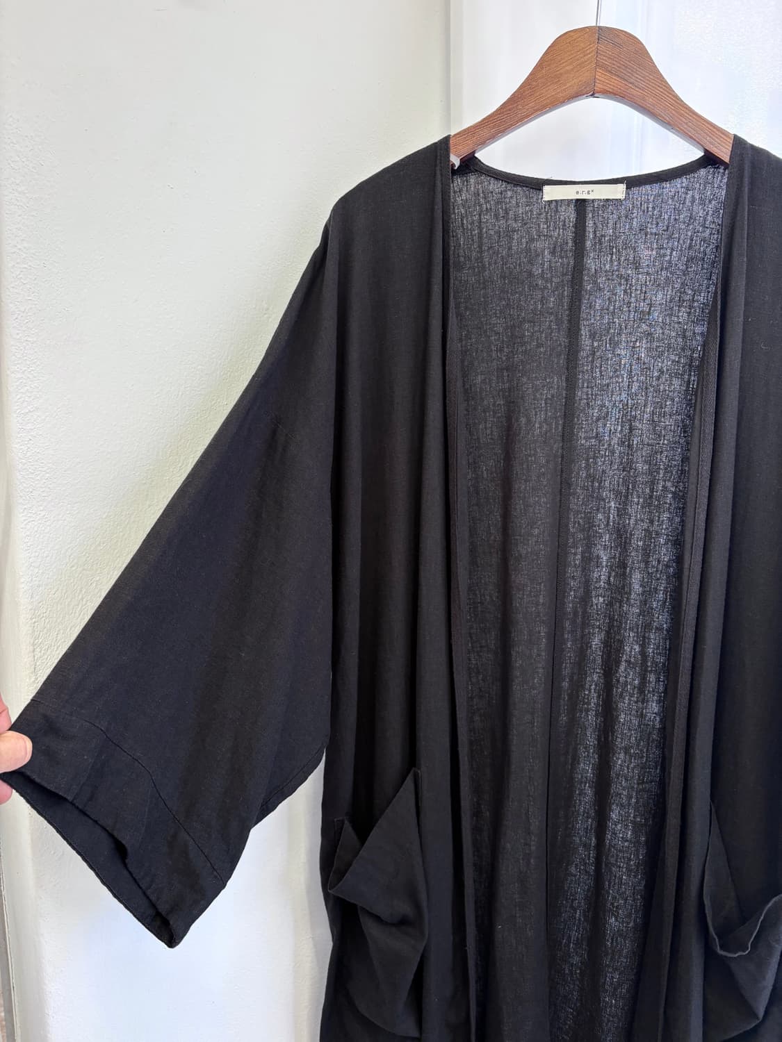 e.r.g* 블랙 린넨 블랙 로브 JPN 상품이미지3