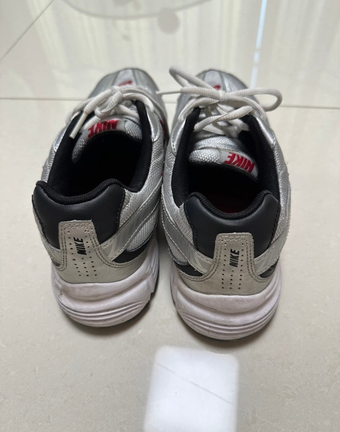 나이키 이니시에이터 255 상품이미지2