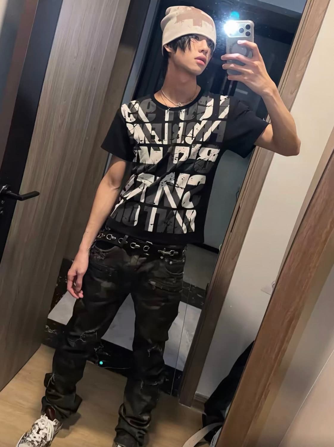 Graphic Lettering T-Shirt 상품이미지1