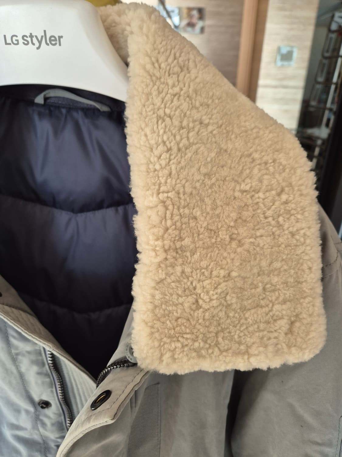 시리즈 라파예트 양털 카라 패딩 100 상품이미지3