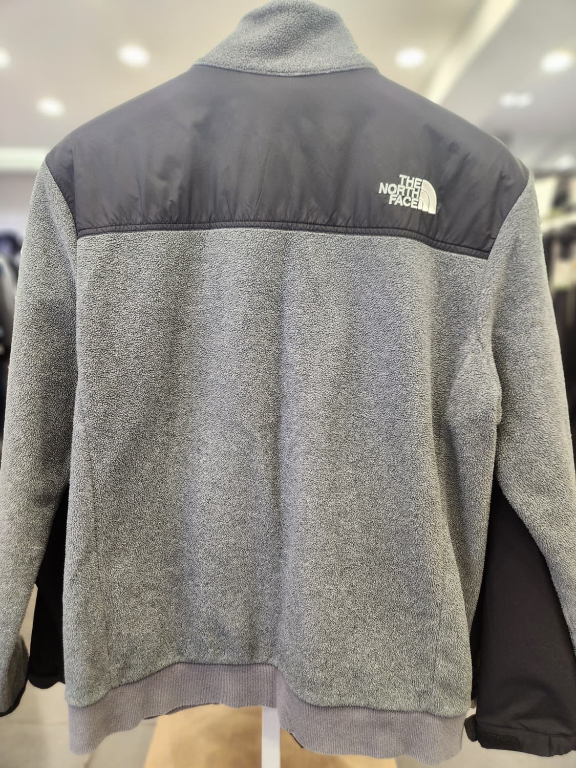 노스페이스 플리스 집업 자켓 그레이 L사이즈 상태좋음 상품이미지5