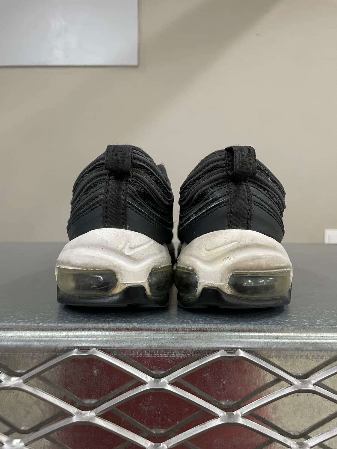 나이키 에어맥스 97 블랙 화이트 250 상품이미지3