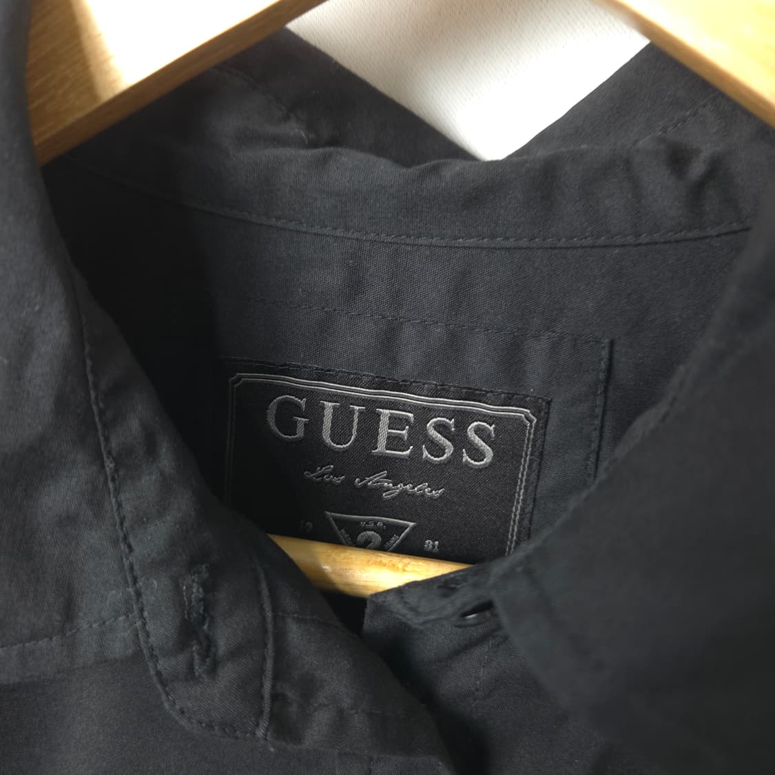 여S-M 게스 스몰로고 블랙 긴팔 셔츠 상품이미지3