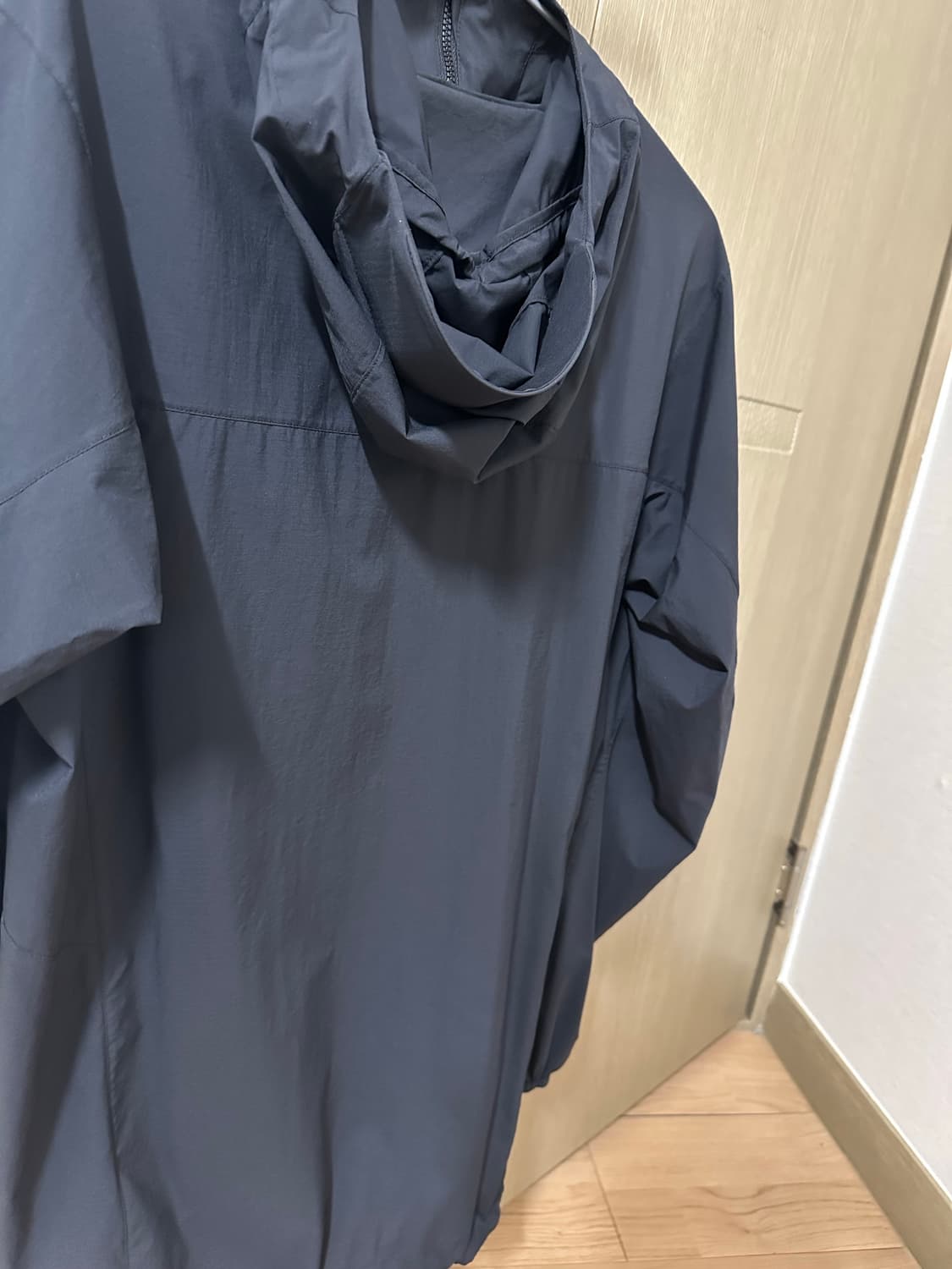 아크테릭스 스쿼미시 후드 바람막이 상품이미지4