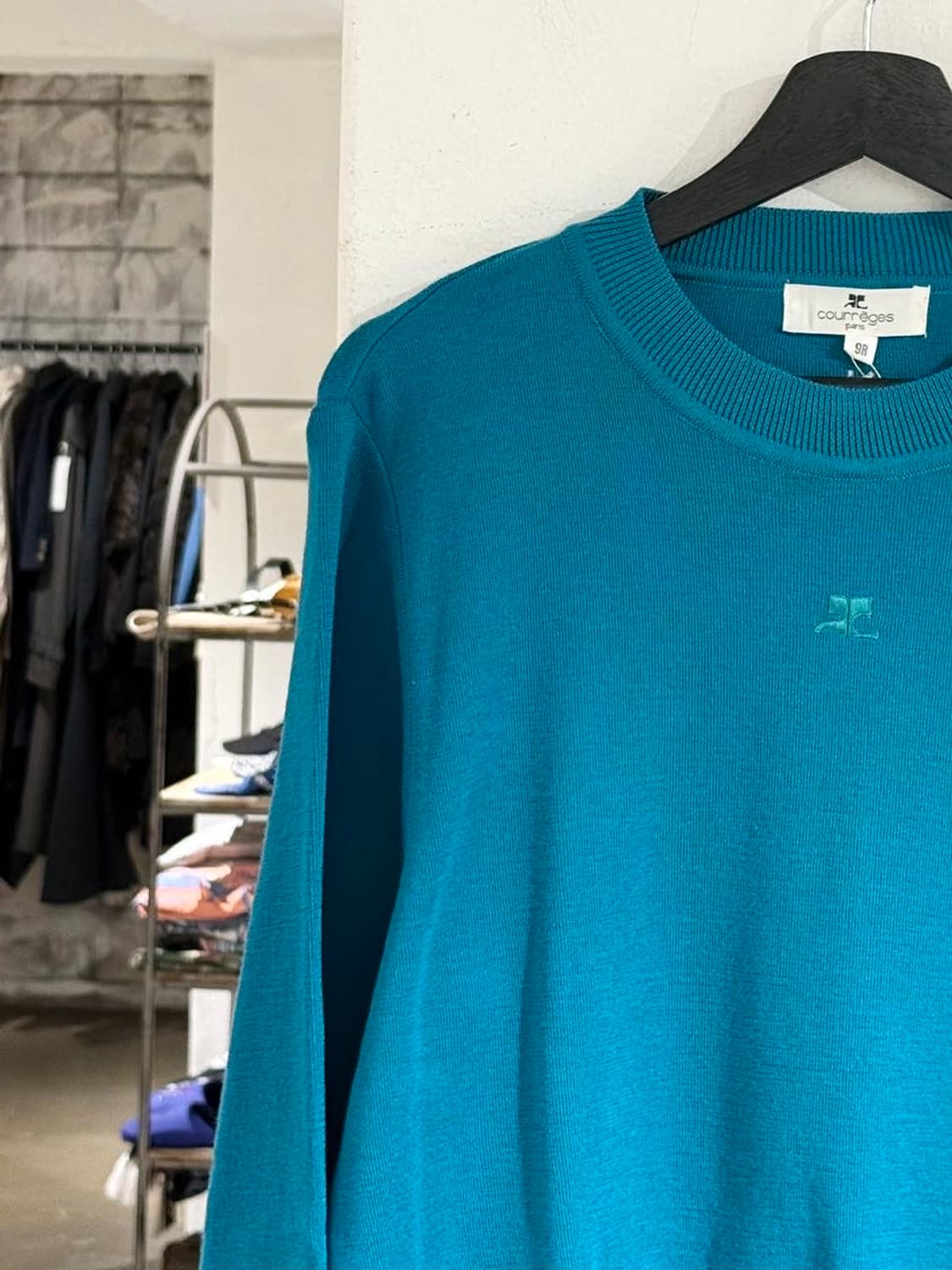 꾸레쥬 블루 로고 울 니트 스웨터 상품이미지3