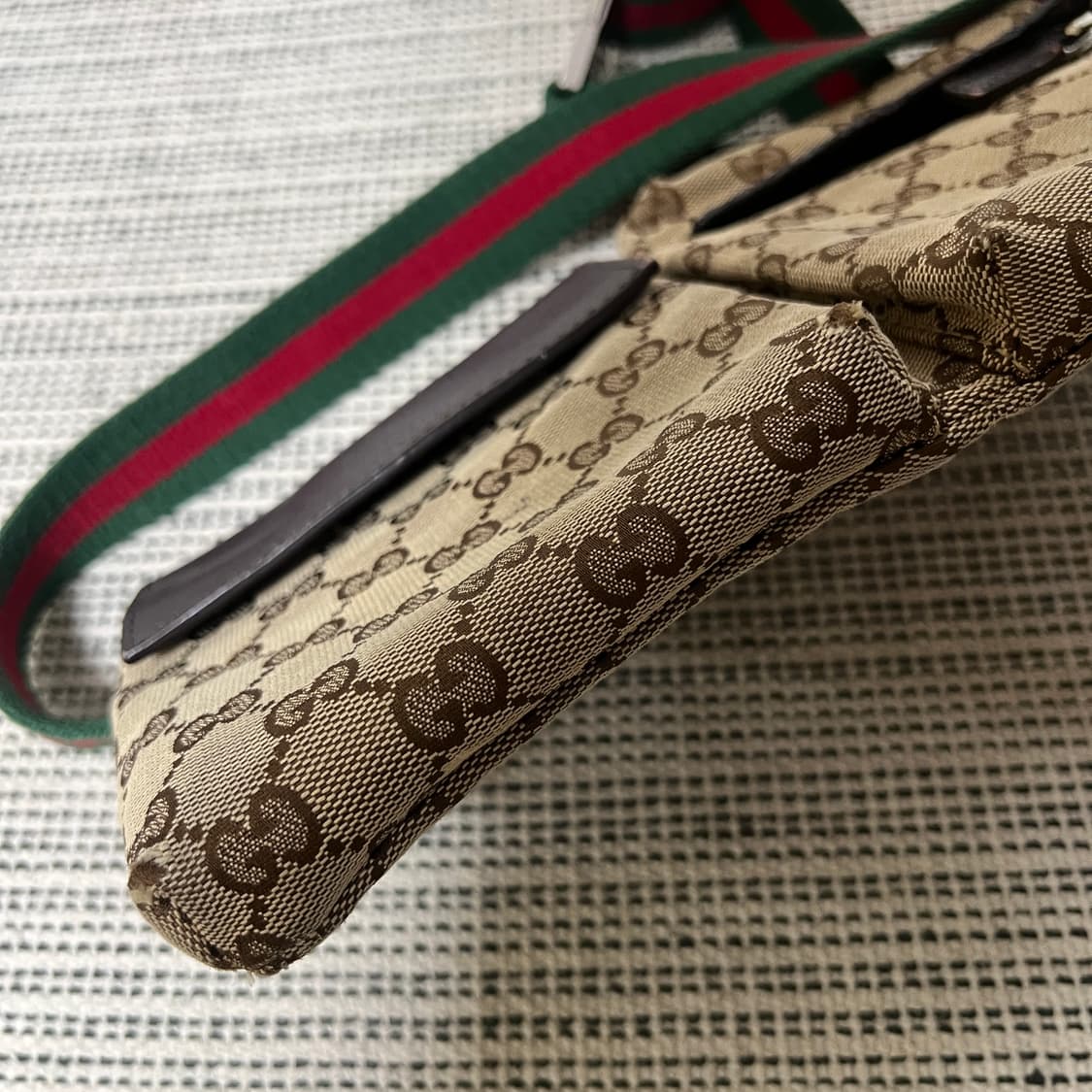 구찌 GG패턴 모노그램 자가드 힙색 벨트백 상품이미지4