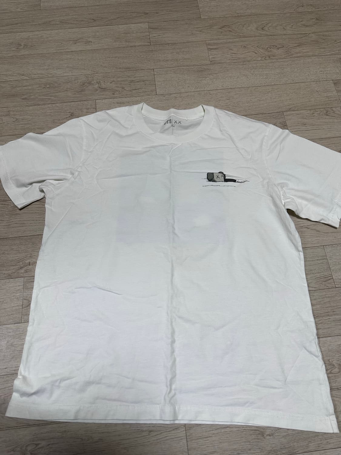 (XL) 유니클로 UT 카우스 반팔 화이트 상품이미지1