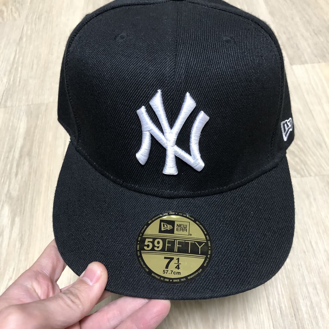 (7 1/4 (57.7cm) 뉴에라 59FIFTY 뉴욕 양키즈 블랙 캡 상품이미지3