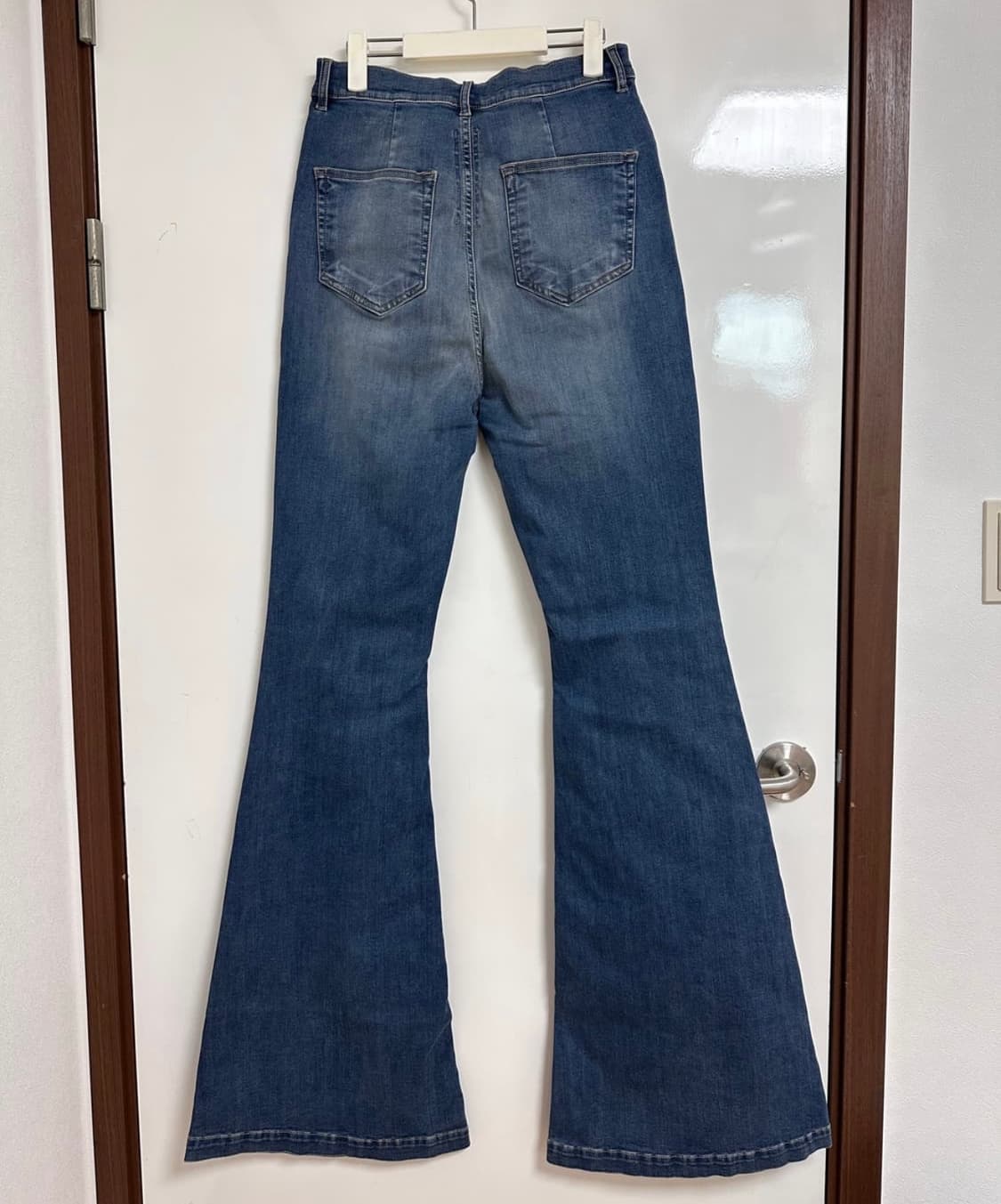25SS 릭오웬스 다크쉐도우 워시드 인디고 데님 볼란 부츠컷 상품이미지7