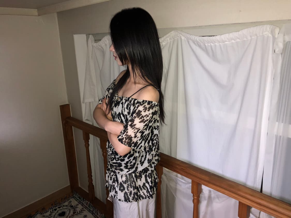 Calvin Klein / Sheer Leopard Blouse 상품이미지7