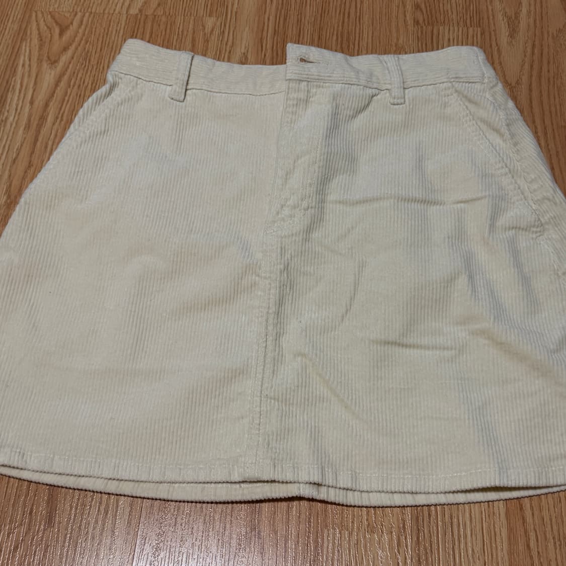 유니클로 코듀로이 스커트 상품이미지1