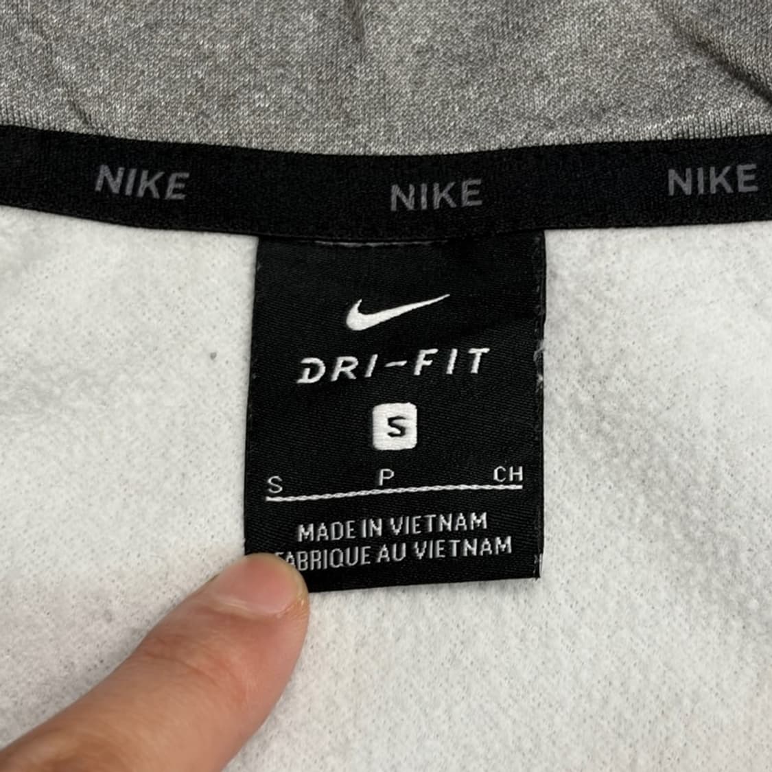 NIKE 그레이 드라이핏 후드집업 S 상품이미지4