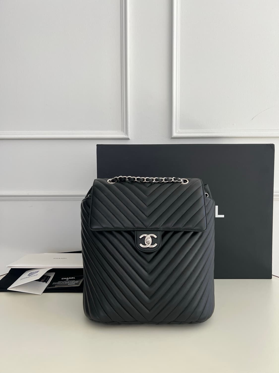 샤넬 어반 스피릿 쉐브론 백팩 램스킨 상품이미지1