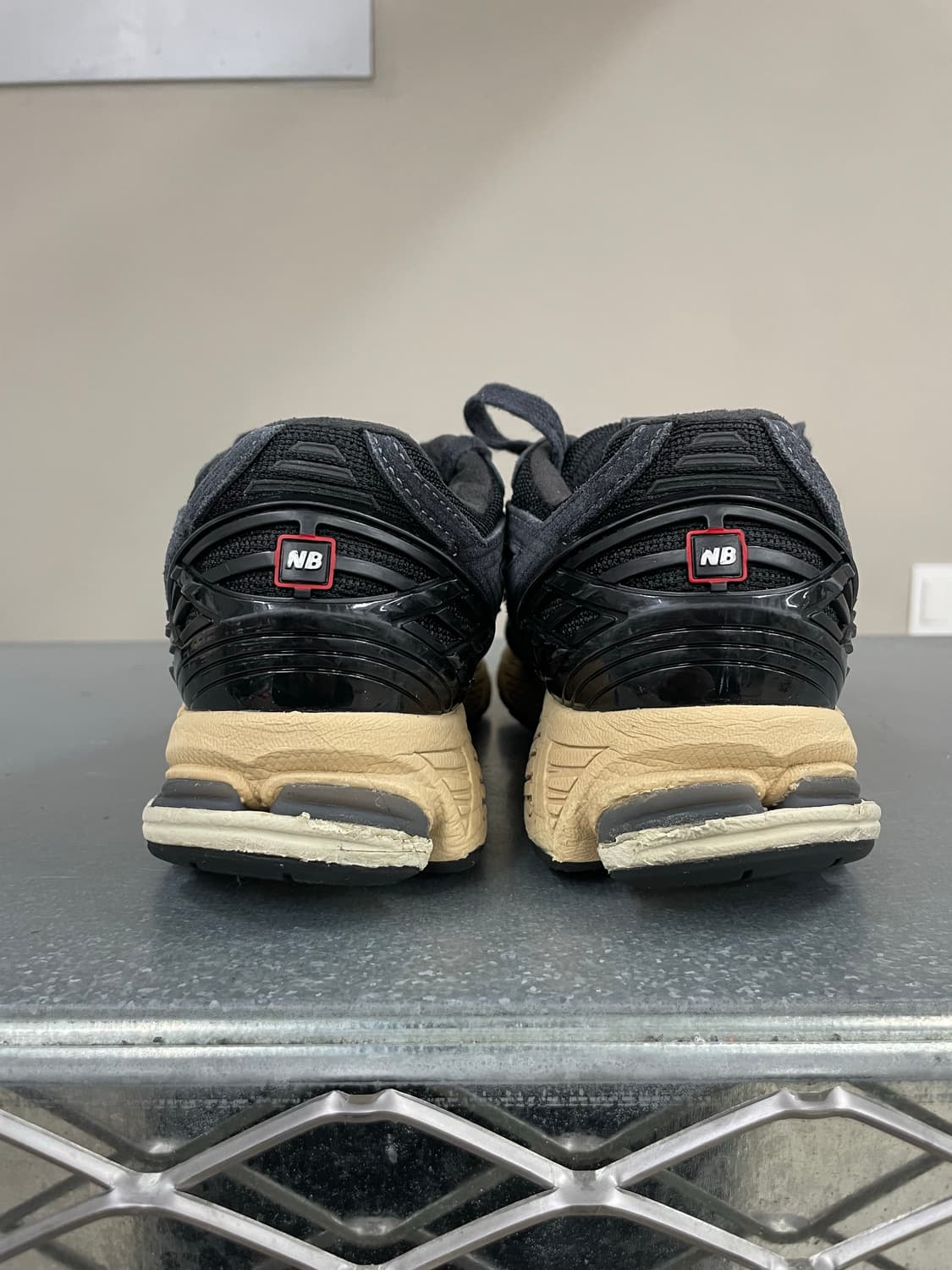 뉴발란스 1906R 블랙 타오스 260 상품이미지3