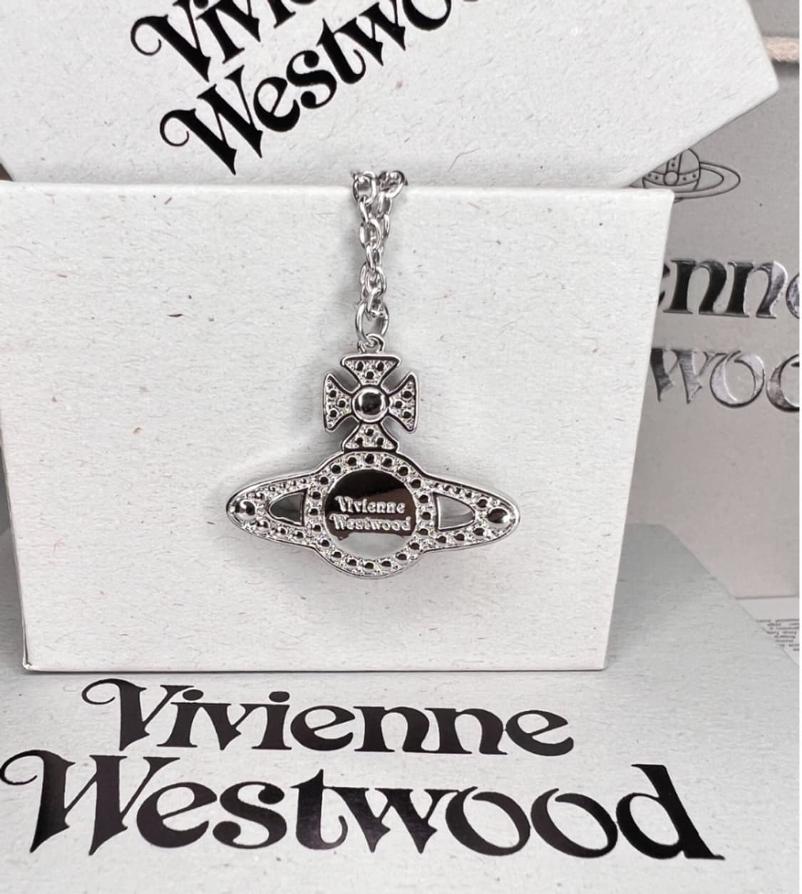 비비안웨스트우드 아카이브 멀티컬러 스타orb 팬던트 목걸이 상품이미지3