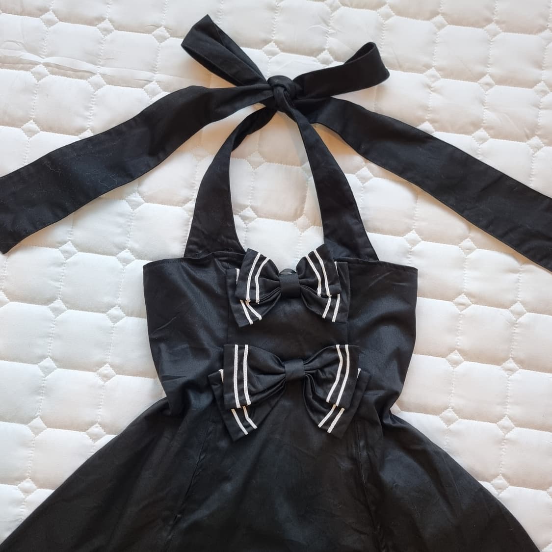 바디라인BODYLINE 블랙 세일러 리본 홀터 원피스 상품이미지4