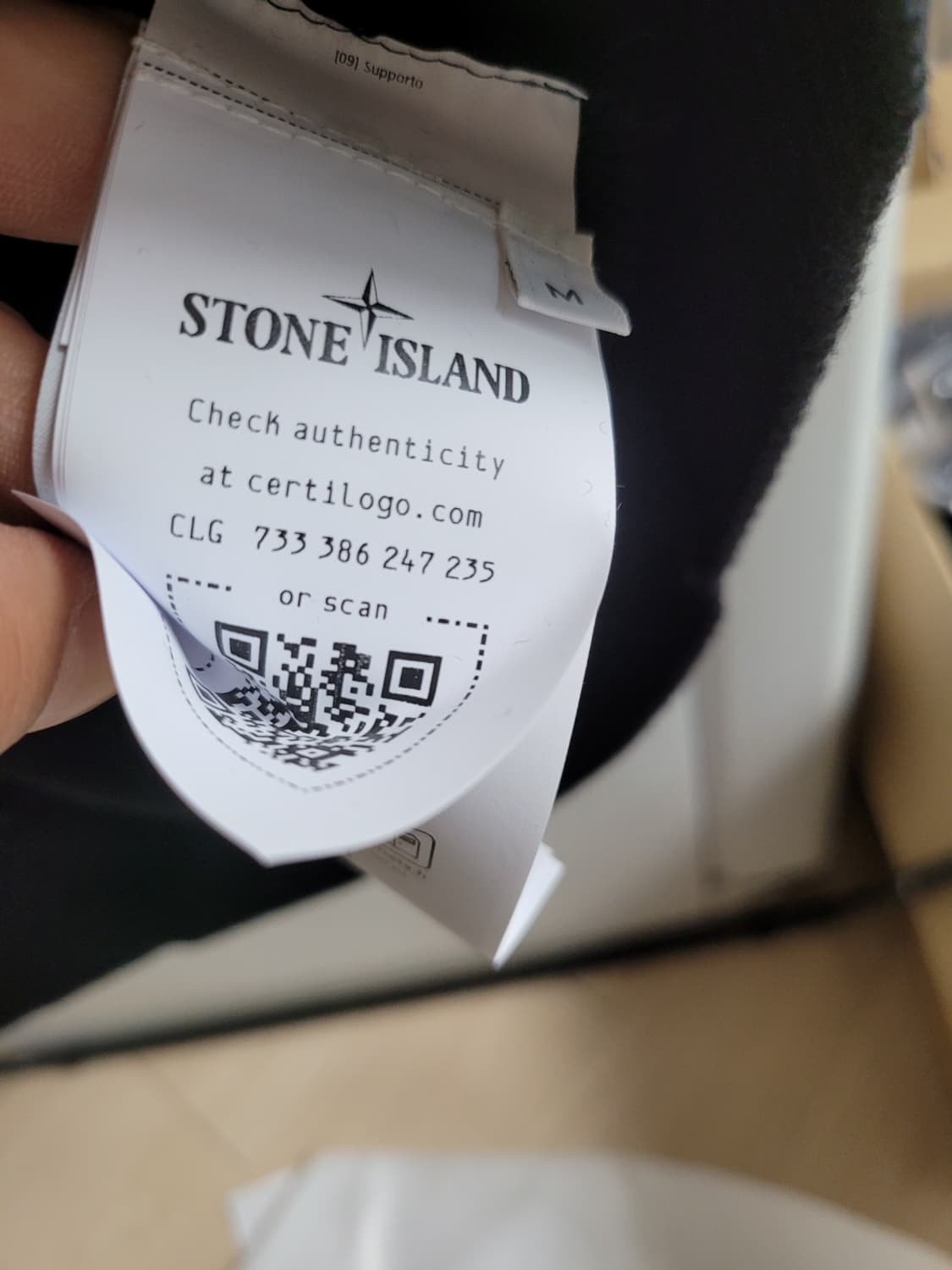 [새상품] 클래식의 진화, 26SS 스톤아일랜드 오가닉 코튼 가디건
 상품이미지6