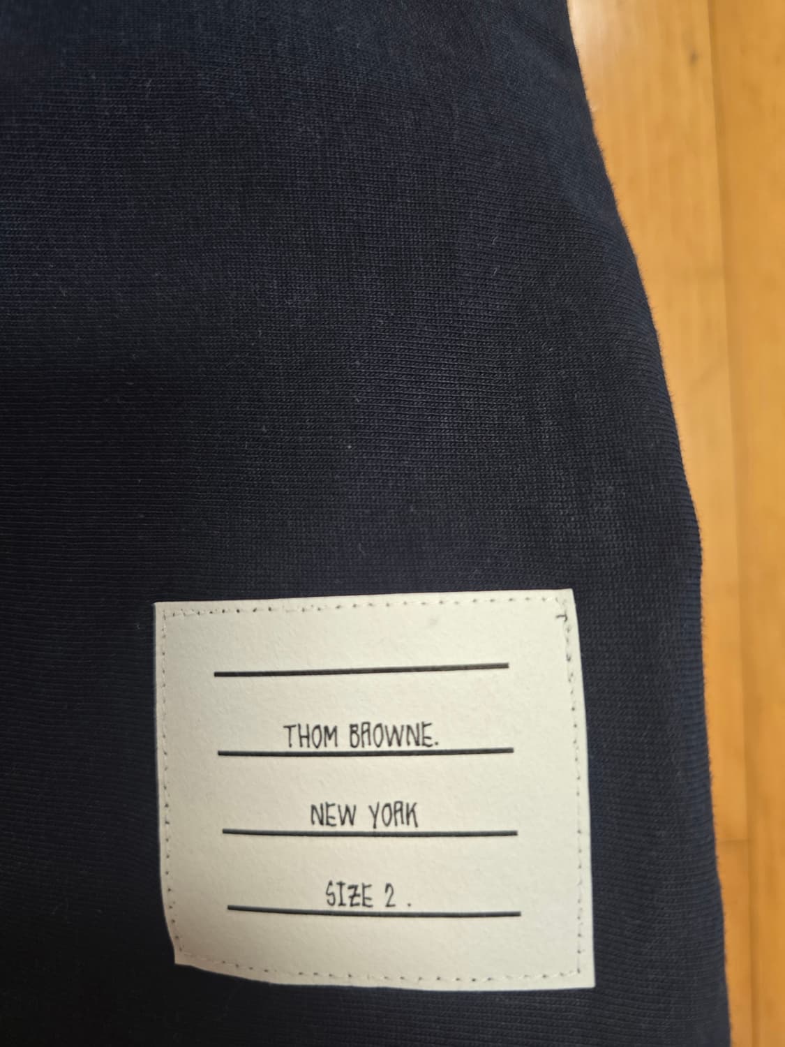 톰브라운 남성 네이비 반팔카라티 저렴히 가져가세요 상품이미지8