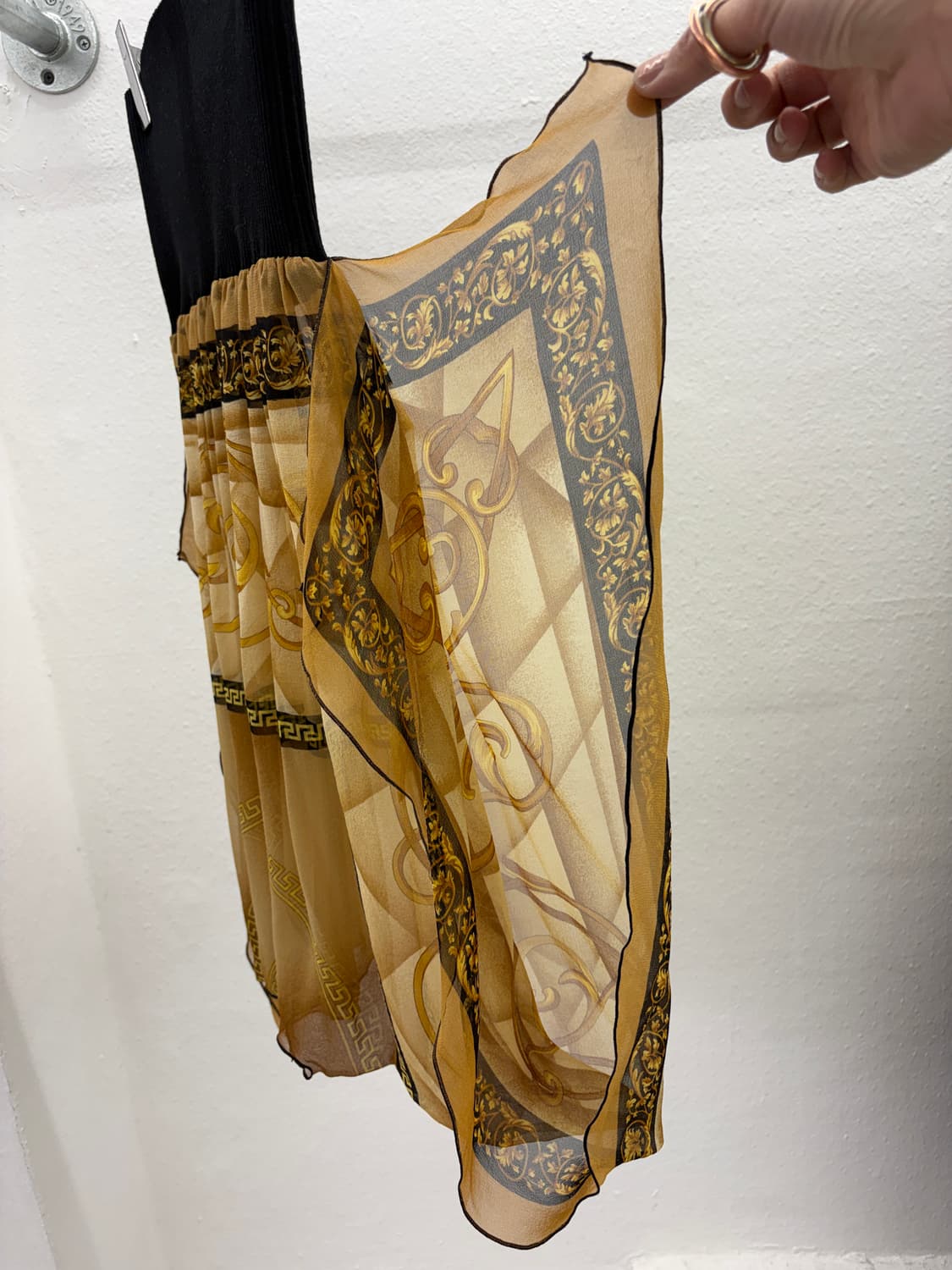 밴딩 바로크패턴 탱크탑 상품이미지4