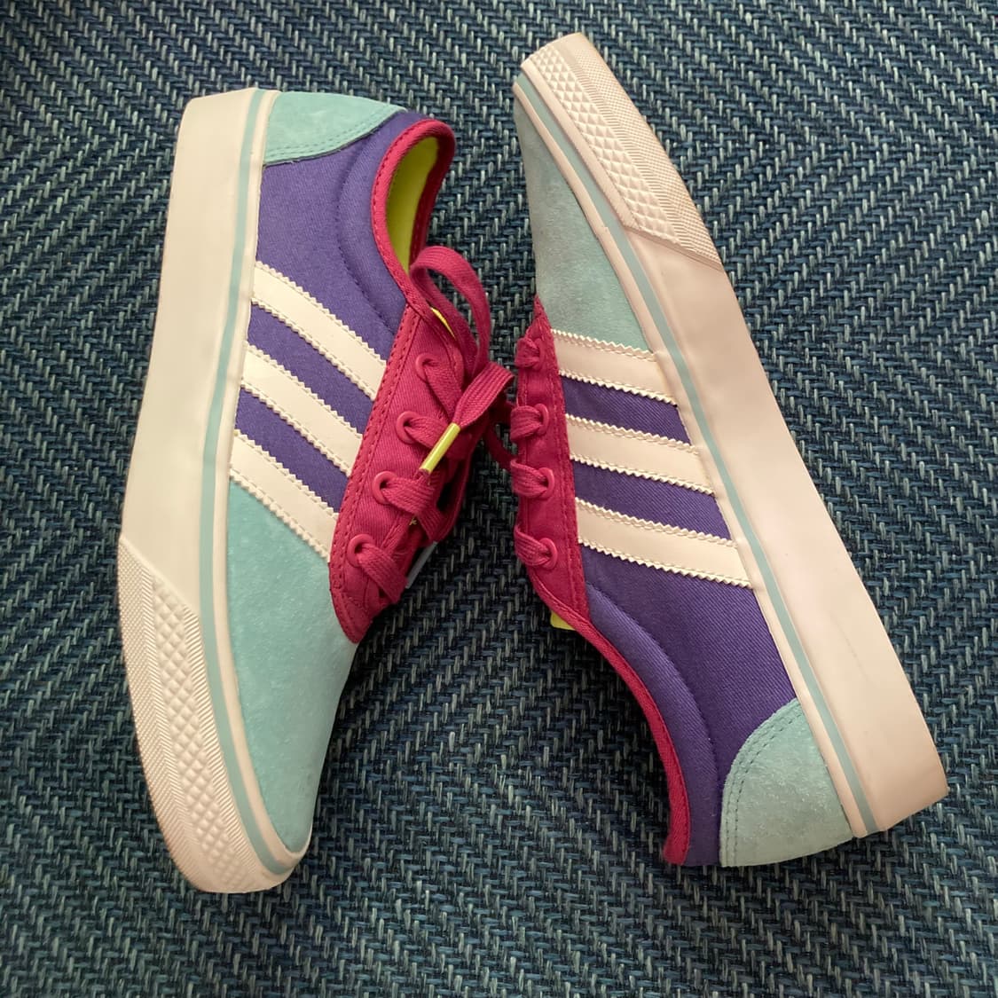 Adidas 아디다스 스카이블루 퍼플 플럼 멀티컬러 스니커즈 운동화 상품이미지2