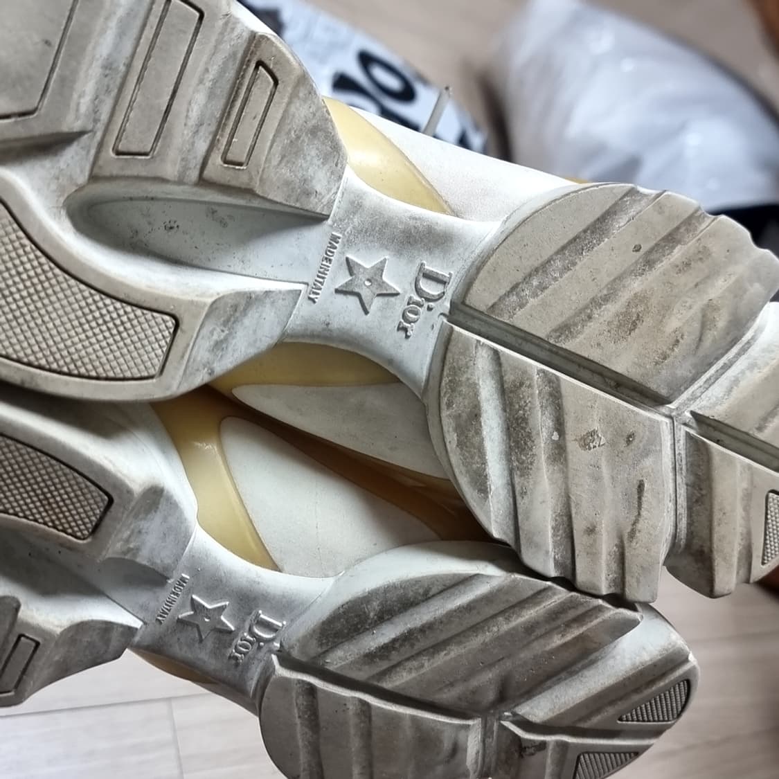 디올 화이트 벌키 스니커즈 운동화(37.5) 상품이미지4