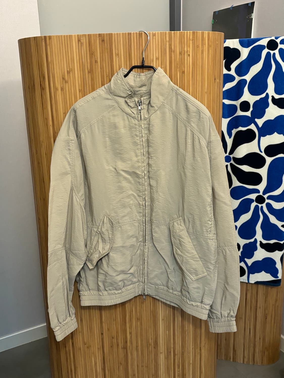 인사일런스 스탠드 칼라 바람막이 상품이미지1