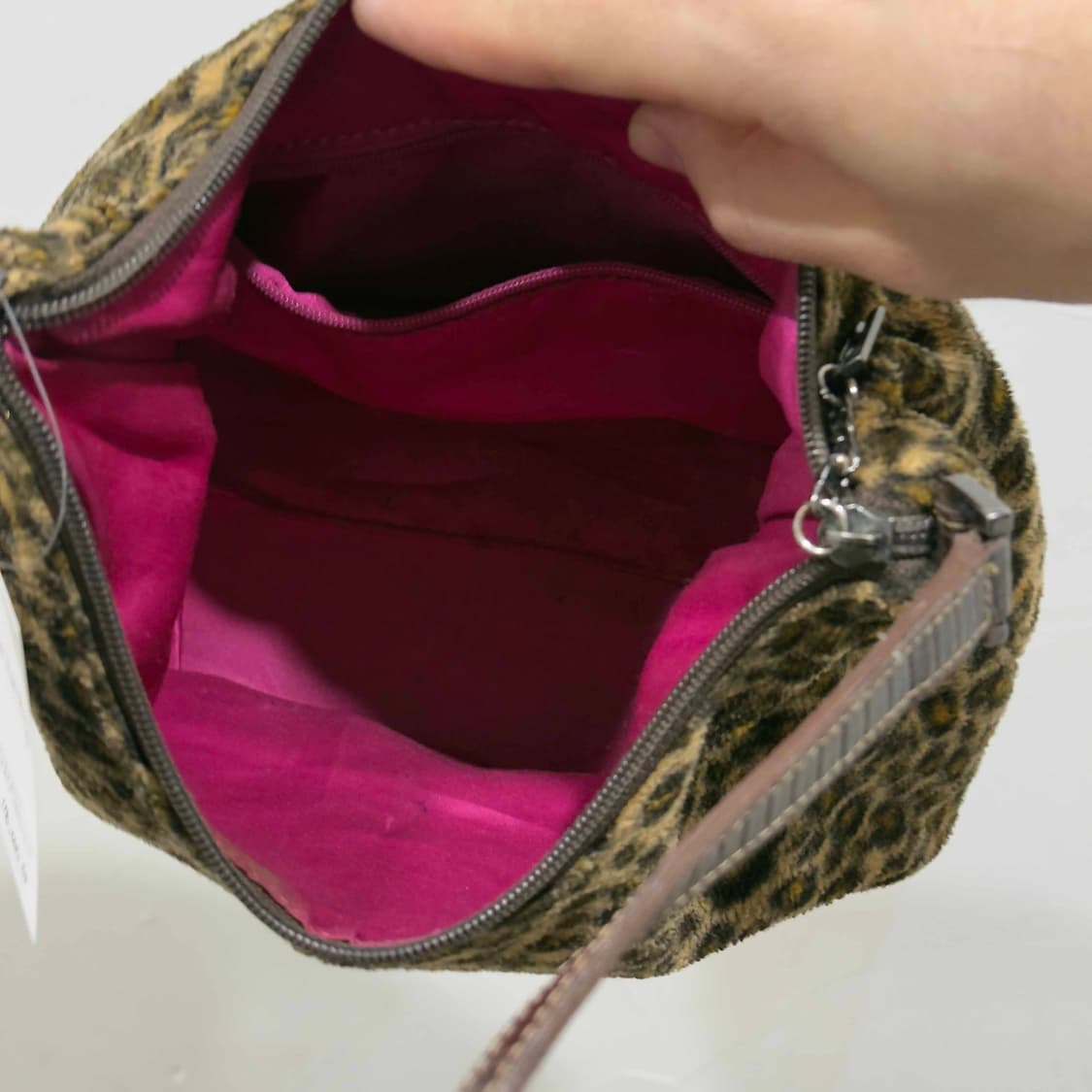 GUESS 게스 Y2K 레오파드 숄더백 상품이미지3