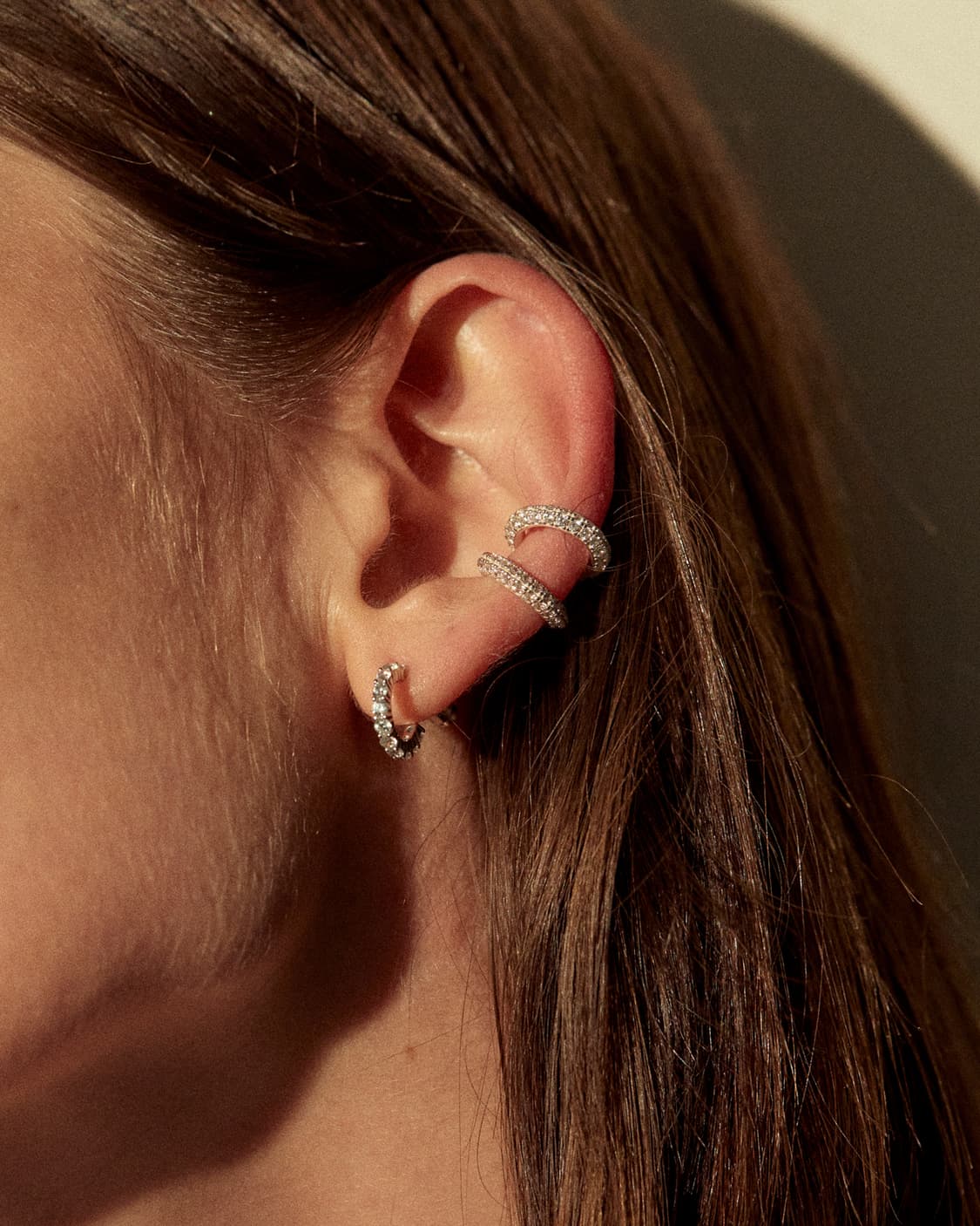 NUMBERING #3114 PAVE HUGGIE EARCUFF 상품이미지4