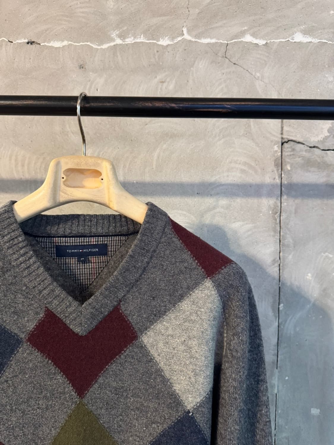 타미힐피거 램스울 아가일 니트 100 상품이미지3