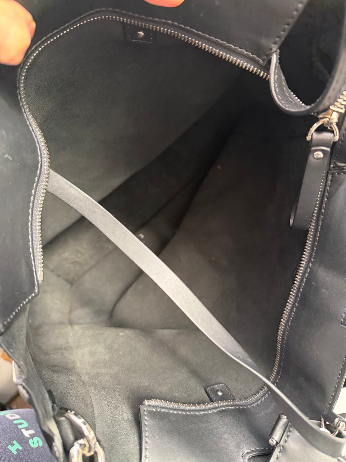 정품) 발렌티노 남성 VLTN 블랙 쇼퍼백 숄더백 상품이미지7