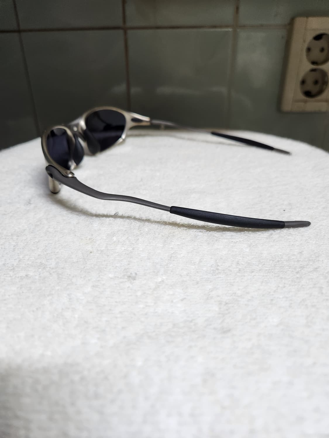 오클리 엑스메탈 티오 tio 선글라스 고글 oakley 상품이미지3
