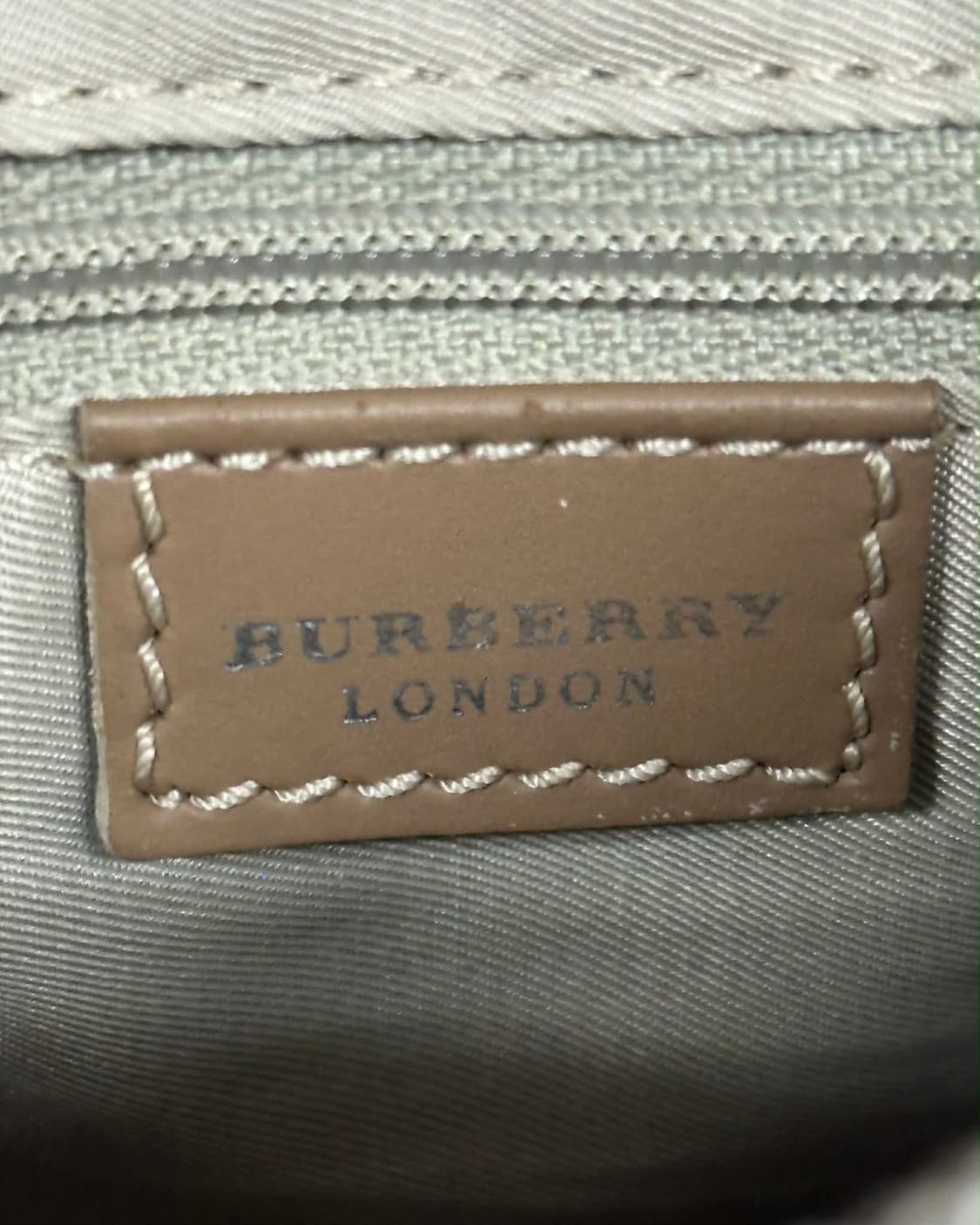 버버리 베이지 핑크 체크 미니 보스톤 토트백 상품이미지6