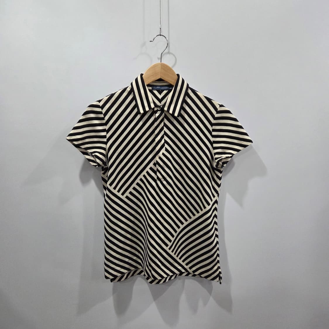 폴로랄프로렌 우먼 피케 카라 스트라이프 반팔티 S  상품이미지1