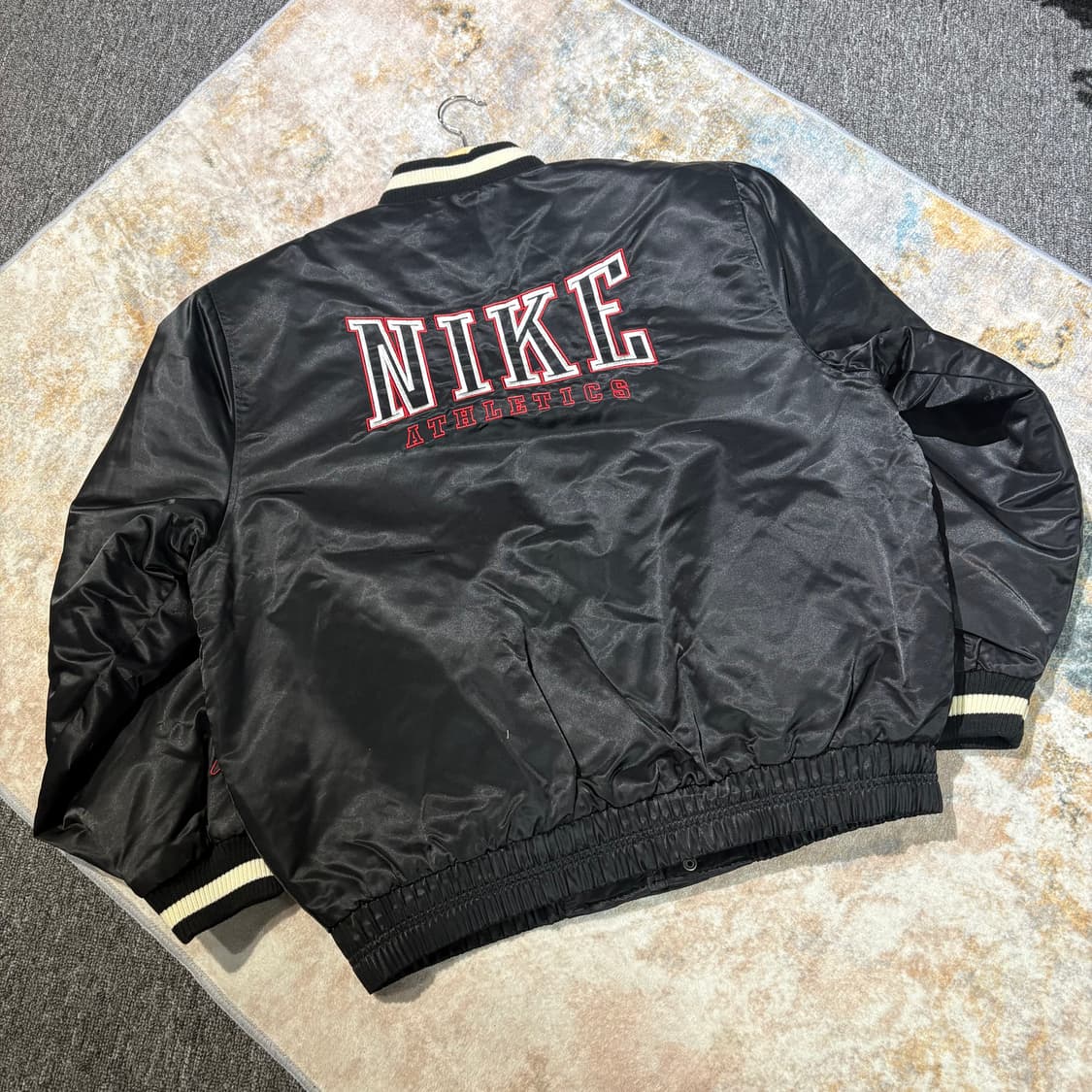 나이키 00s 올드스쿨 바시티 봄버자켓 상품이미지6