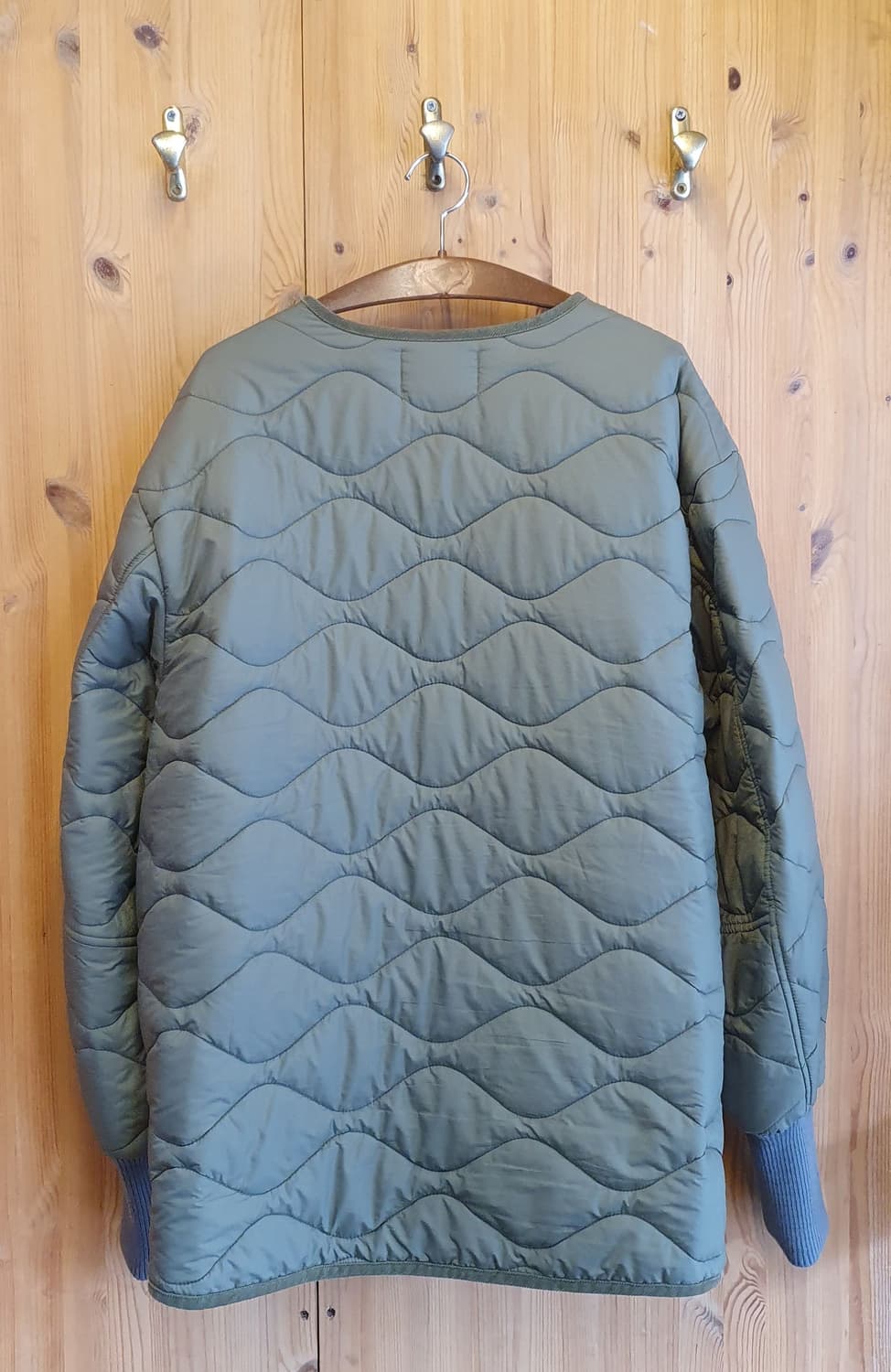 105.챔피언 C로고 패딩점퍼 상품이미지2