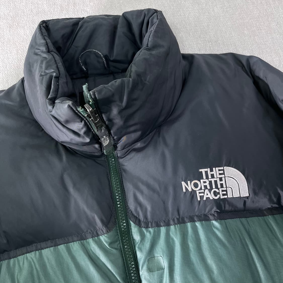 100 노스페이스 눕시 700 그린 패딩 상품이미지2