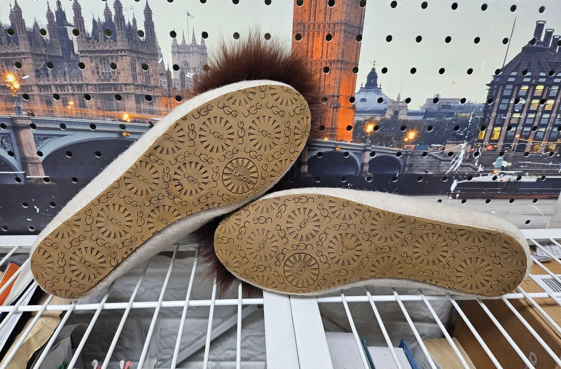 호주 어그 퍼 폼폼 플랫슈즈 215 양모 여성겨울신발 HD21 상품이미지5