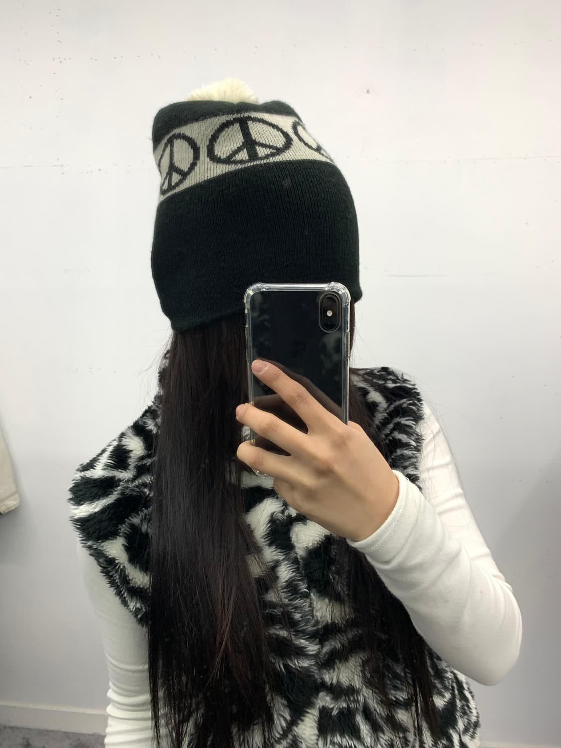 재패니즈 블랙 폼폼이 비니 상품이미지1