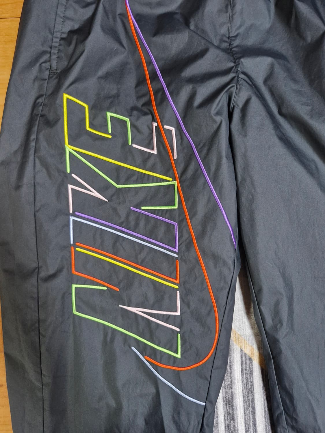 나이키 레인보우 로고 나일론 조거 팬츠 M 상품이미지2