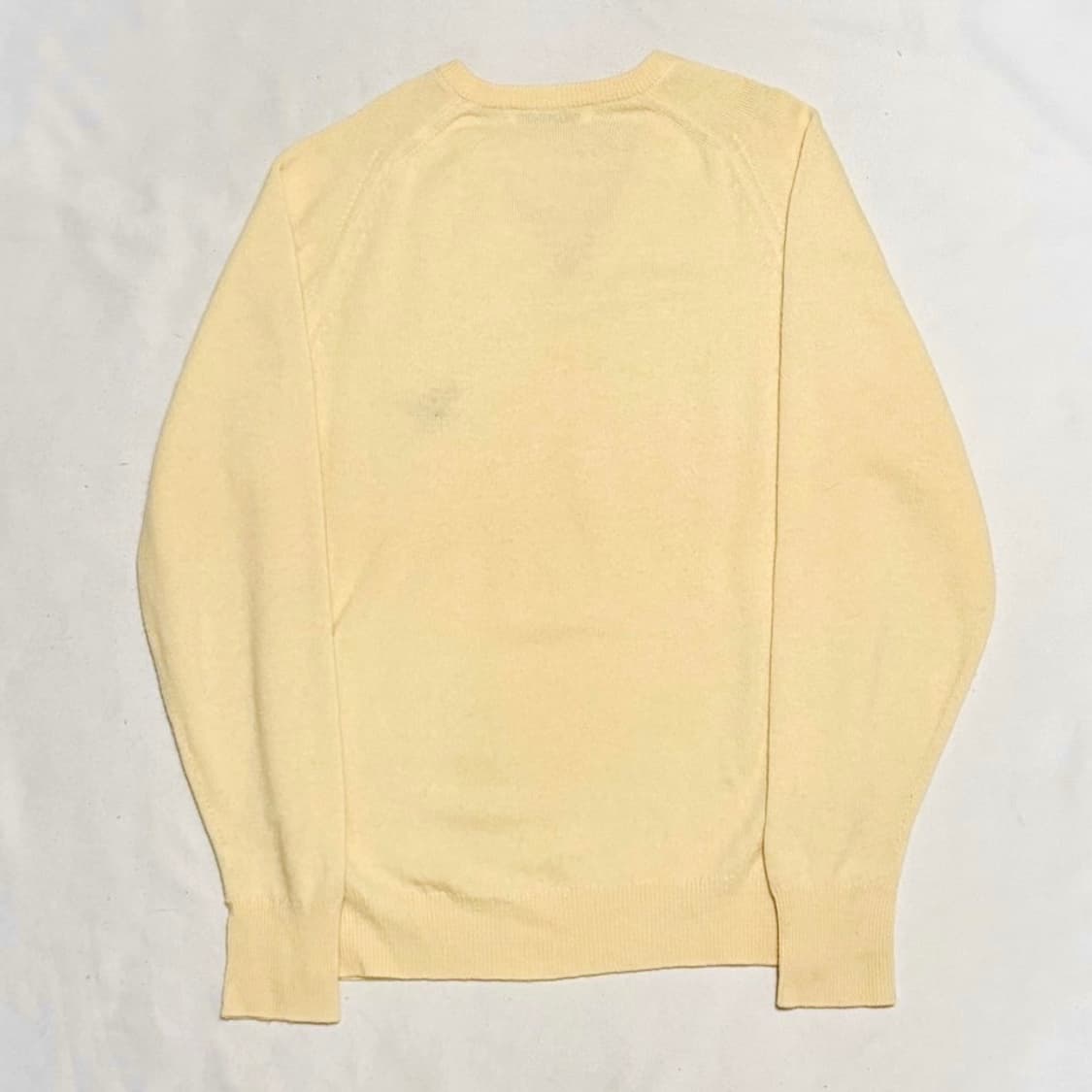 38 버버리 퓨어뉴 울 옐로우 브이넥 니트 상품이미지3